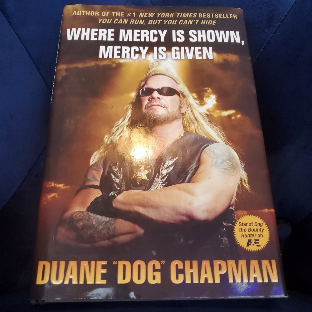 Dog's "Where mercy is shown, mercy is given" Book